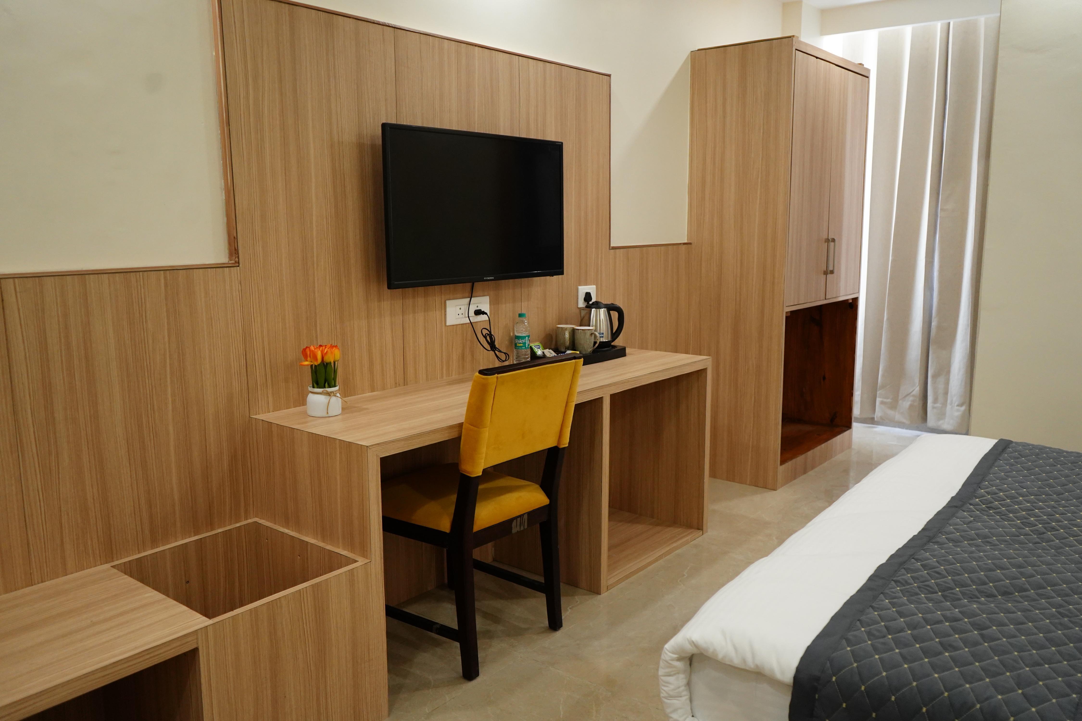 Evana Rishikesh by Rukman Hotels - Tap to explore photos