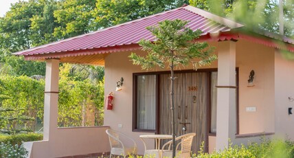 Shivjot Farms and Resorts, Panchkula Room Type - Suite Family Room