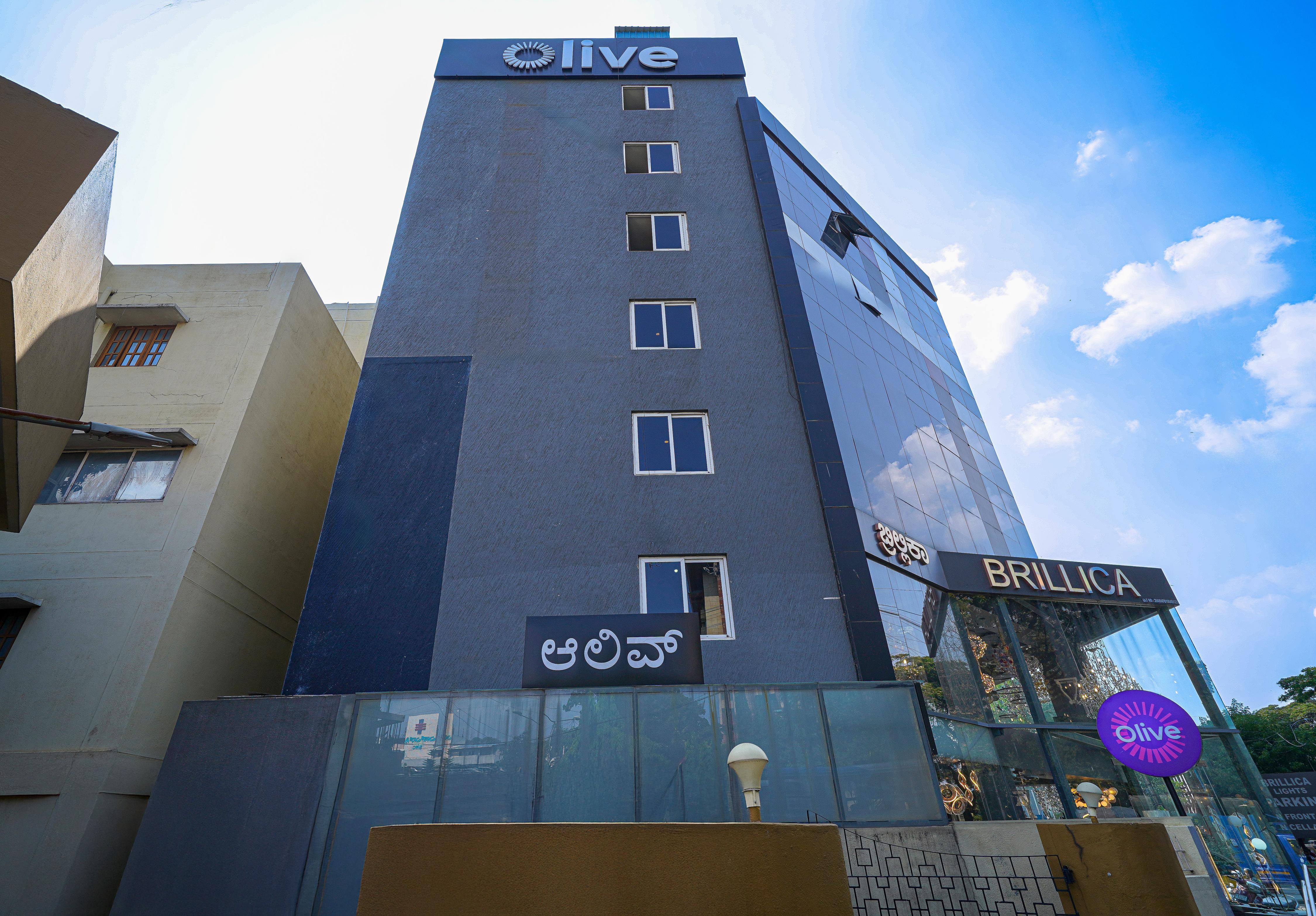 Olive Zip Richmond Circle by Embassy Group