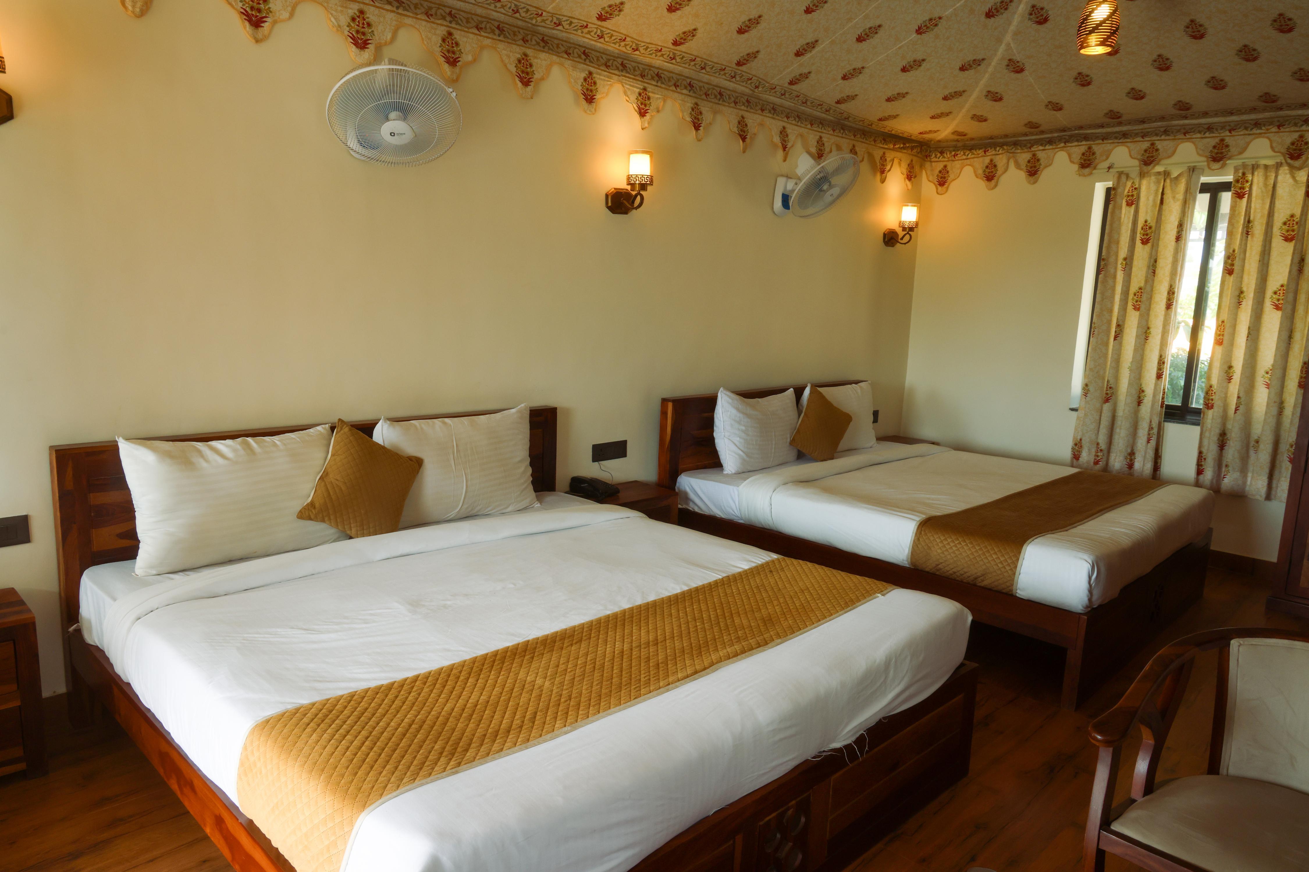 Kalwar Hills Resort Room Type - King Swiss Tent Kalwar Hills Resort Room Type - King Swiss Tent