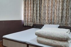 Maa Ganga Guest House