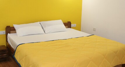 AushFarms Stay Room Type - DELUXE ROOM WITH BALCONY