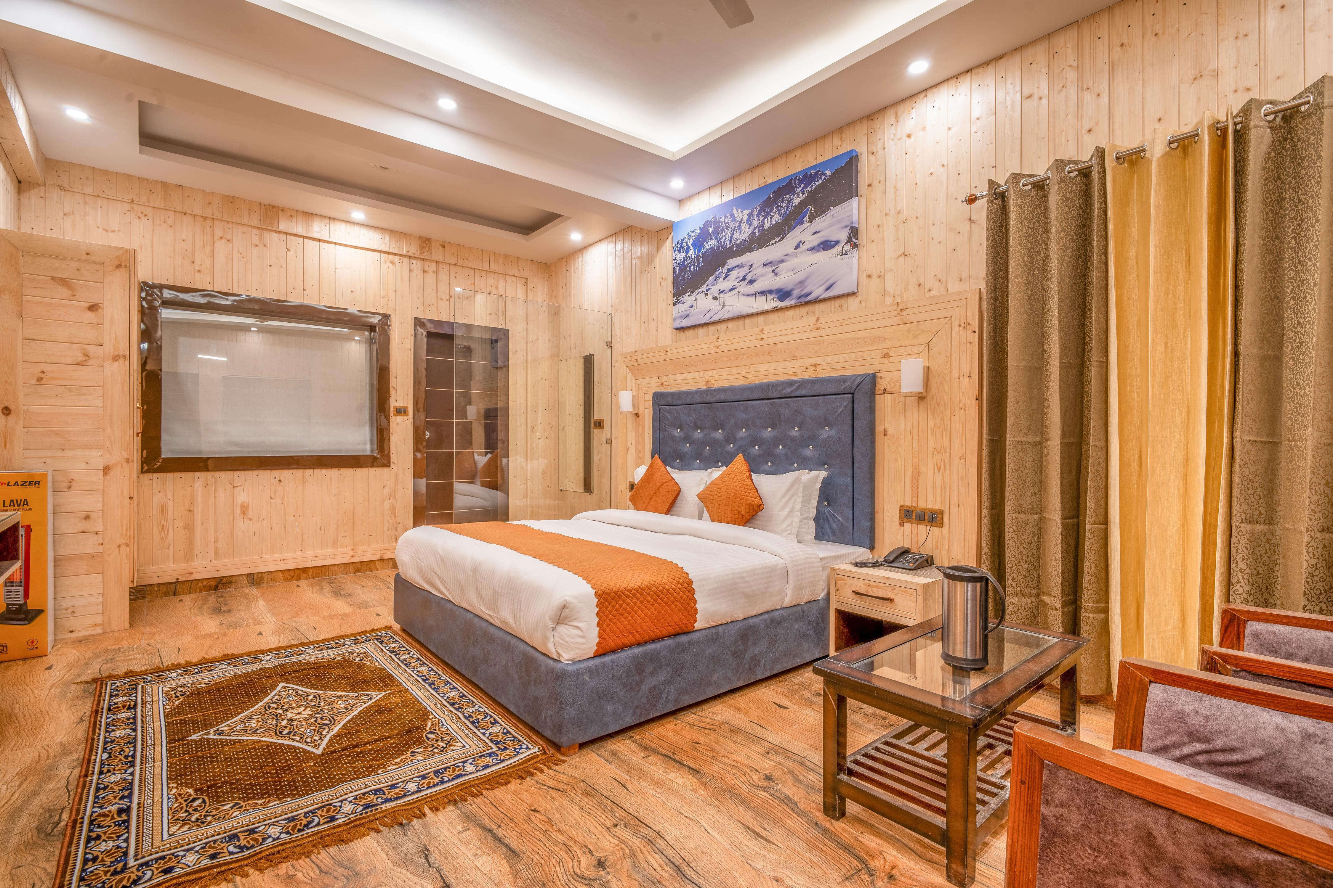 Tapovan Inn Hotel And Resort Room Type - Family room with Mountain view