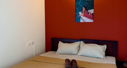Euphoria Homestay Room Type - The Red Chapter