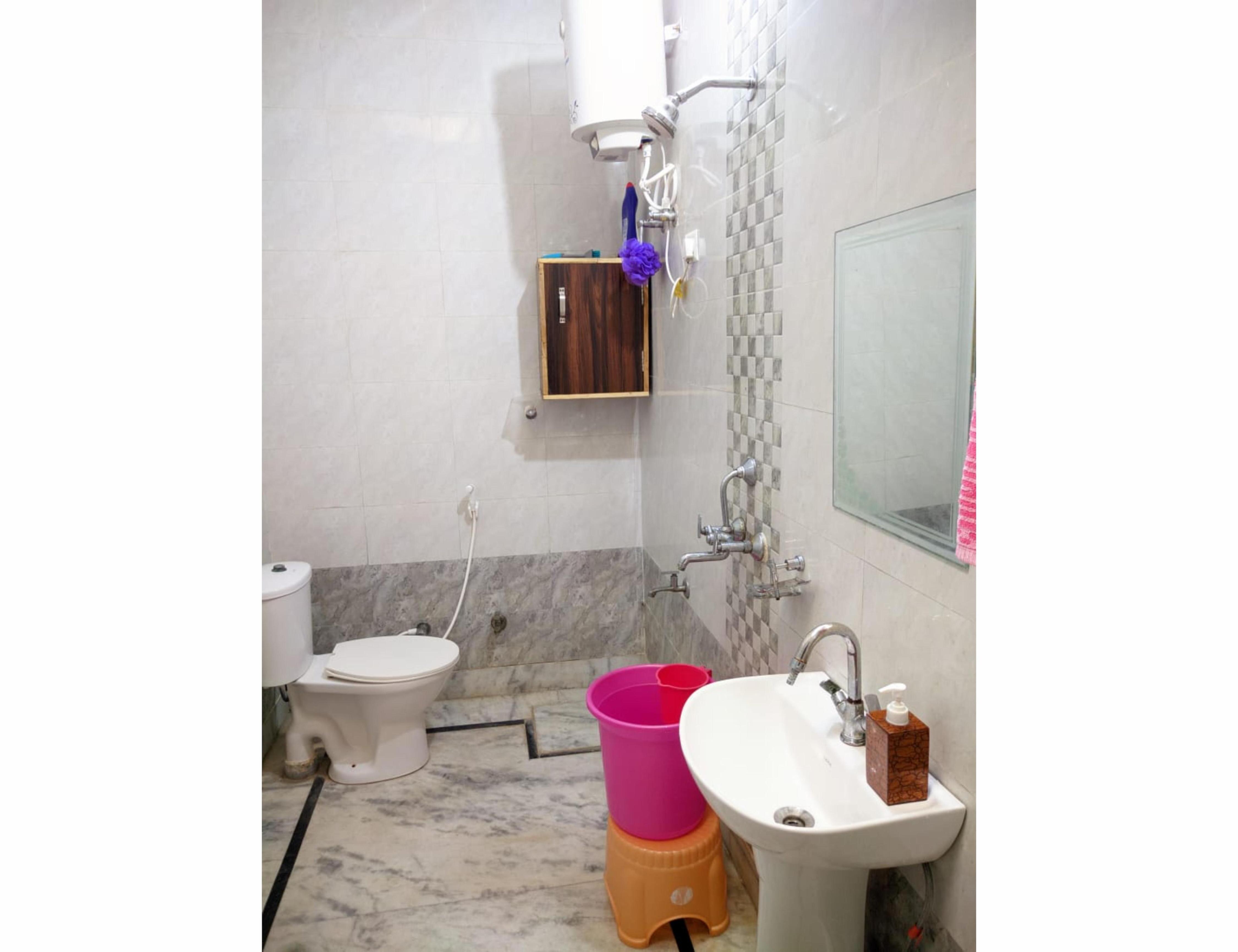 Kridha Holidays Homestay with kitchen - Tap to explore photos