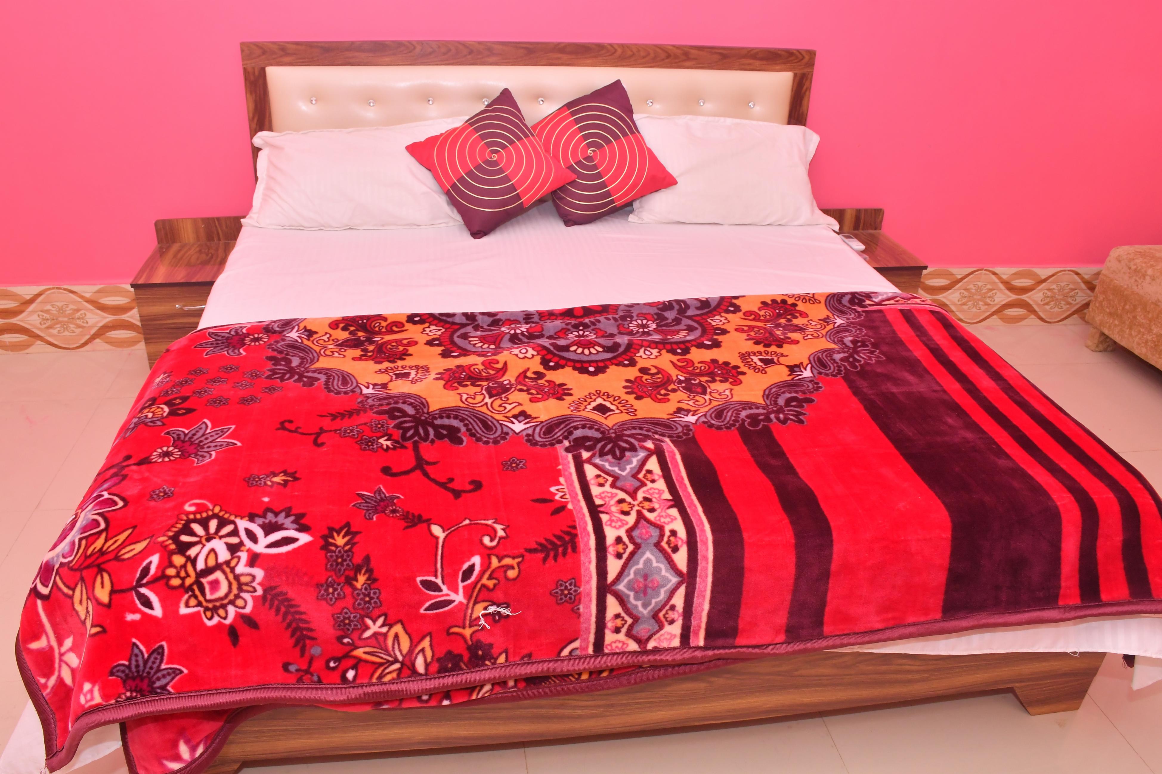 Hotel Sahu Inn Ayodhya - Tap to explore photos