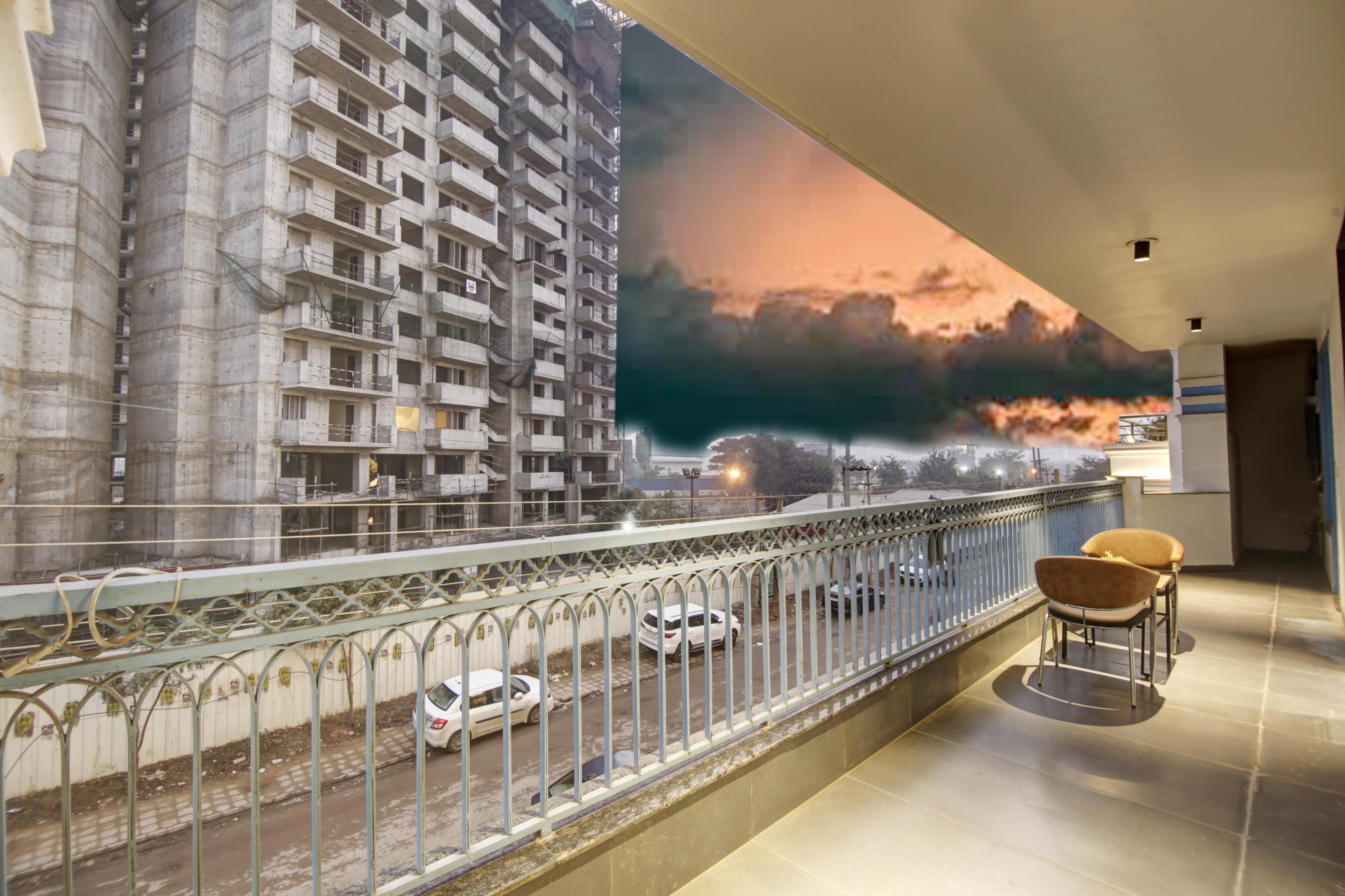 Hotel Elite 29 Golf Course Road Gurgaon - Tap to explore photos