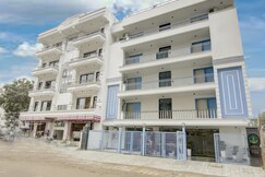 Hotel Elite 29 Golf Course Road Gurgaon