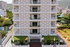 THE INVITATION 365 HOTEL