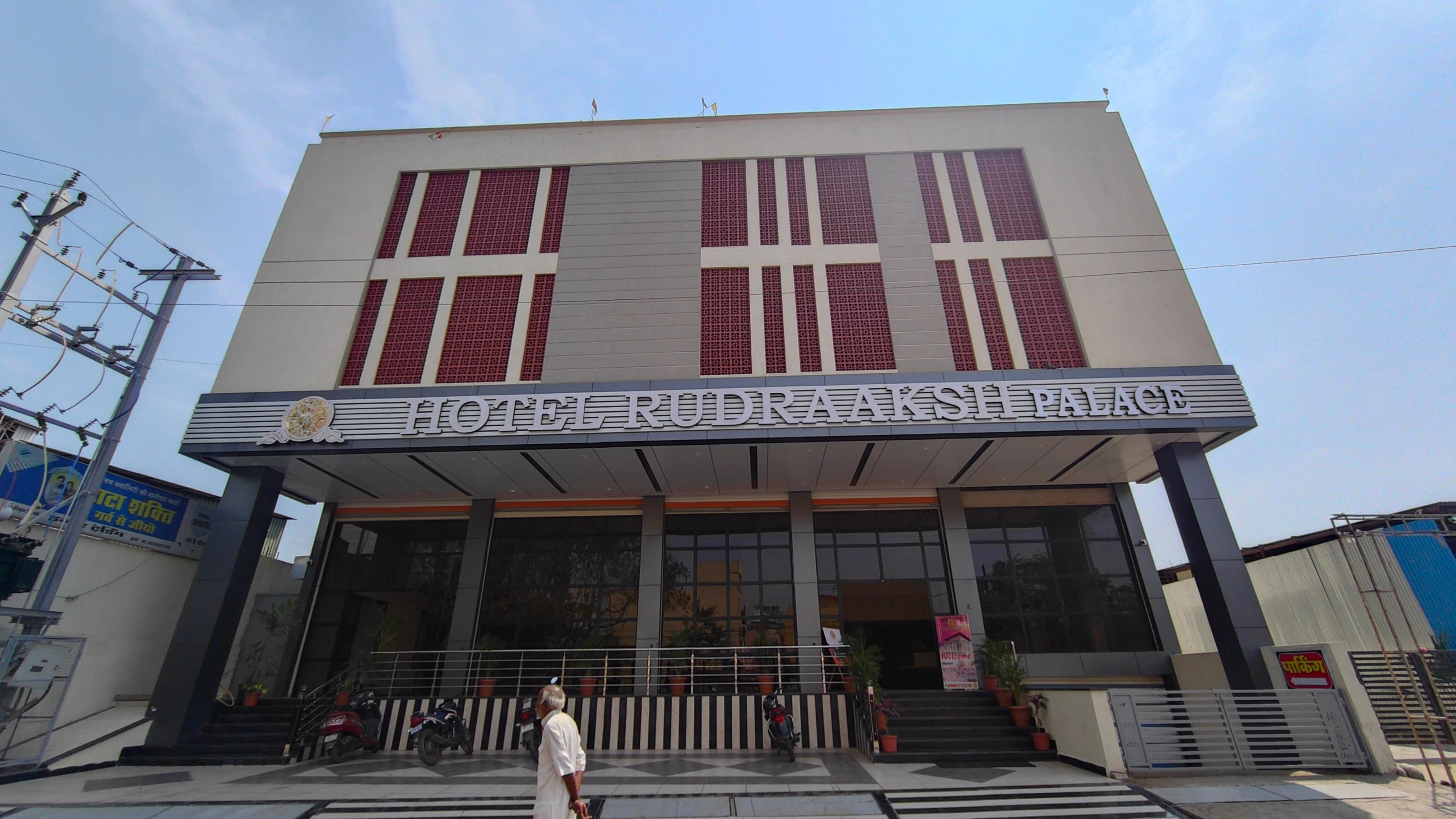 HOTEL RUDRAAKSH PALACE - Tap to explore photos