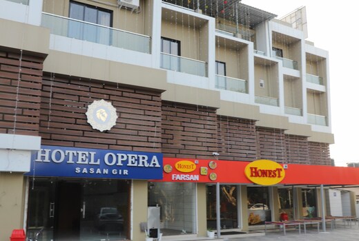 Hotel Opera Sasan Gir