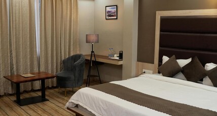 Hotel The Mango Tree Room Type - Luxury Room