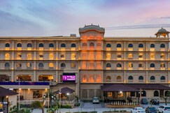 Regenta City Villas Palace 