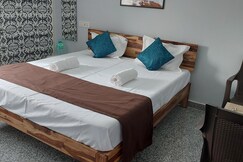 Deccan Stay 2BHK connected to airport