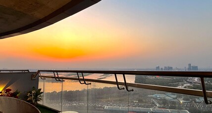 21st Floor SkyStudios with Balcony Room Type - 21st Floor SkyStudios with Balcony