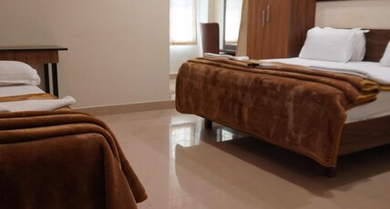 Hotel VR GRAND IN Room Type - Mini Family Ac Room