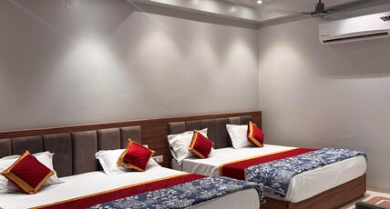RADHEY KRISHNA HOTEL AND RESORT Room Type - Premium Family Suite Room