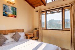 Pet-Friendly 2BHK w mountain view | Dream Cottage (2) by Roam Home