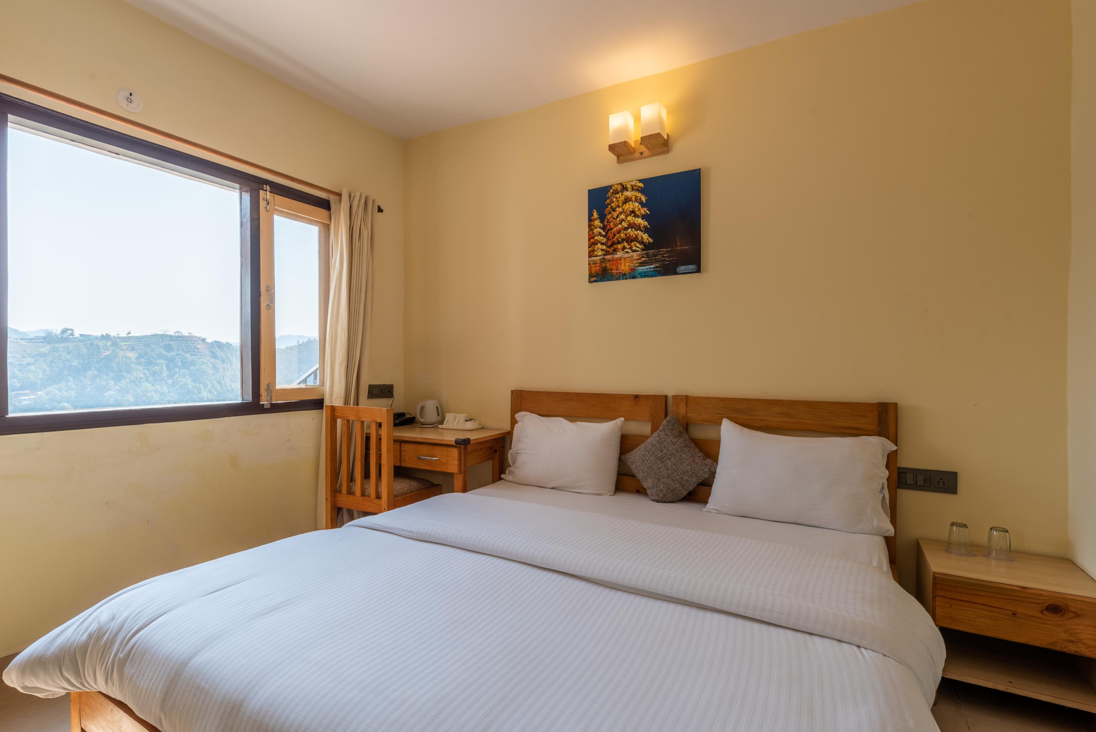 Pet-Friendly 2br w mountain view | Dream Cottage (5) by Roam Home - Tap to explore photos