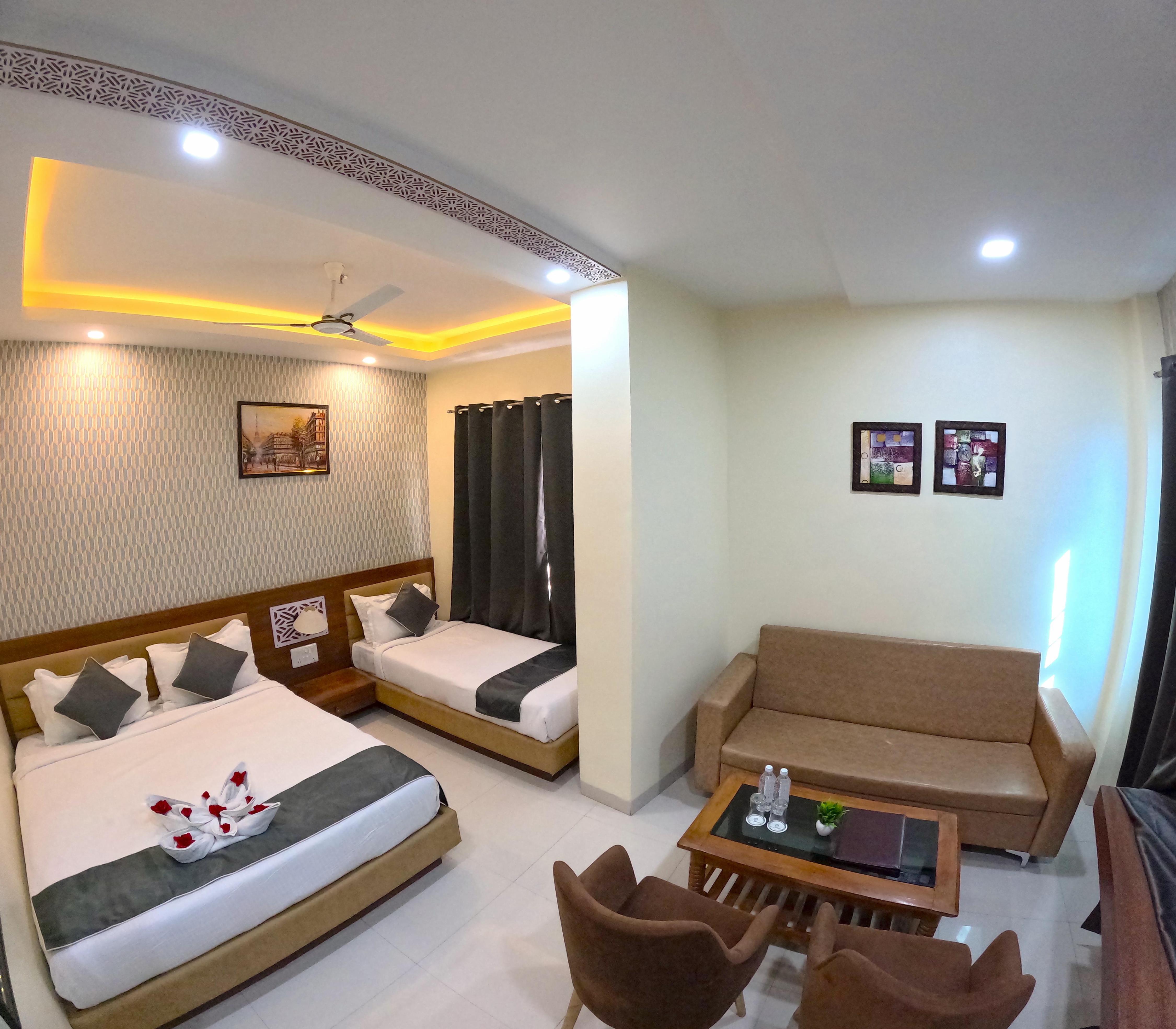 HOTEL VINAYAK INTERNATIONAL Room Type - Premium