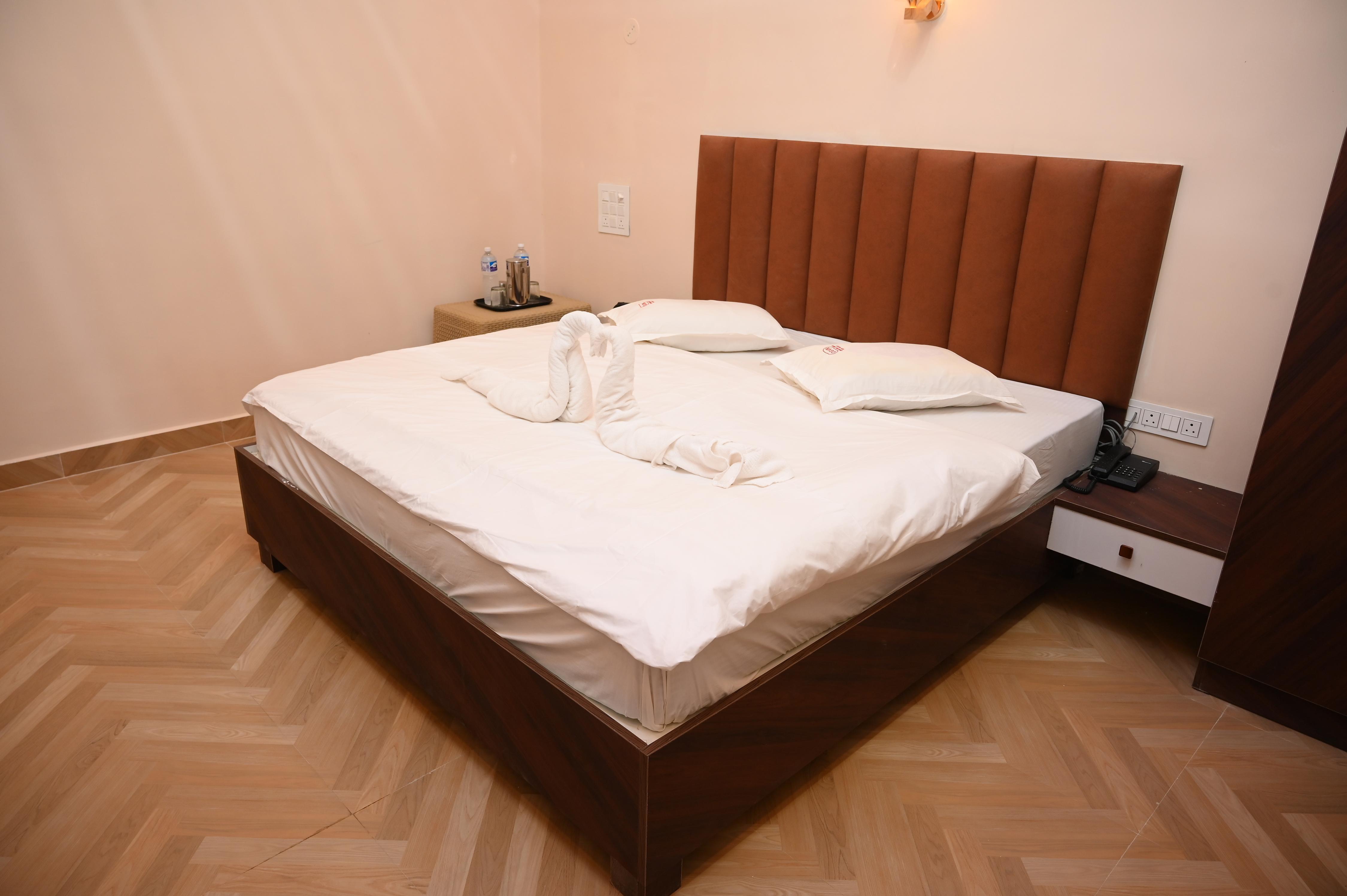 Chandana Green View Resort Room Type - V.I.P Cottages