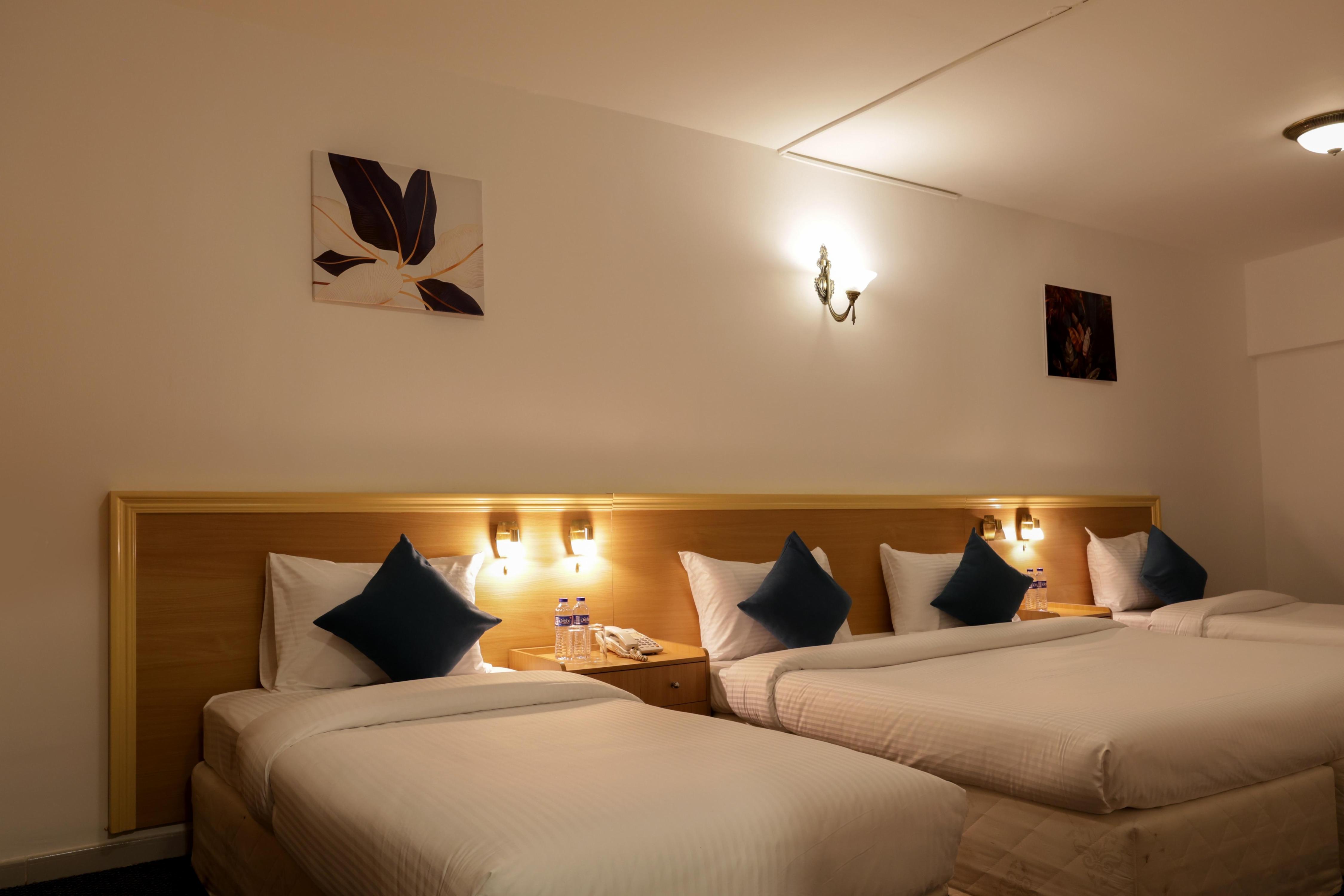 Click Grand hotel Bur Dubai - Tap to explore photos