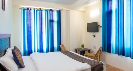 'The Willow cottage ( a unit of Robin view cottage) Room Type - Deluxe Room