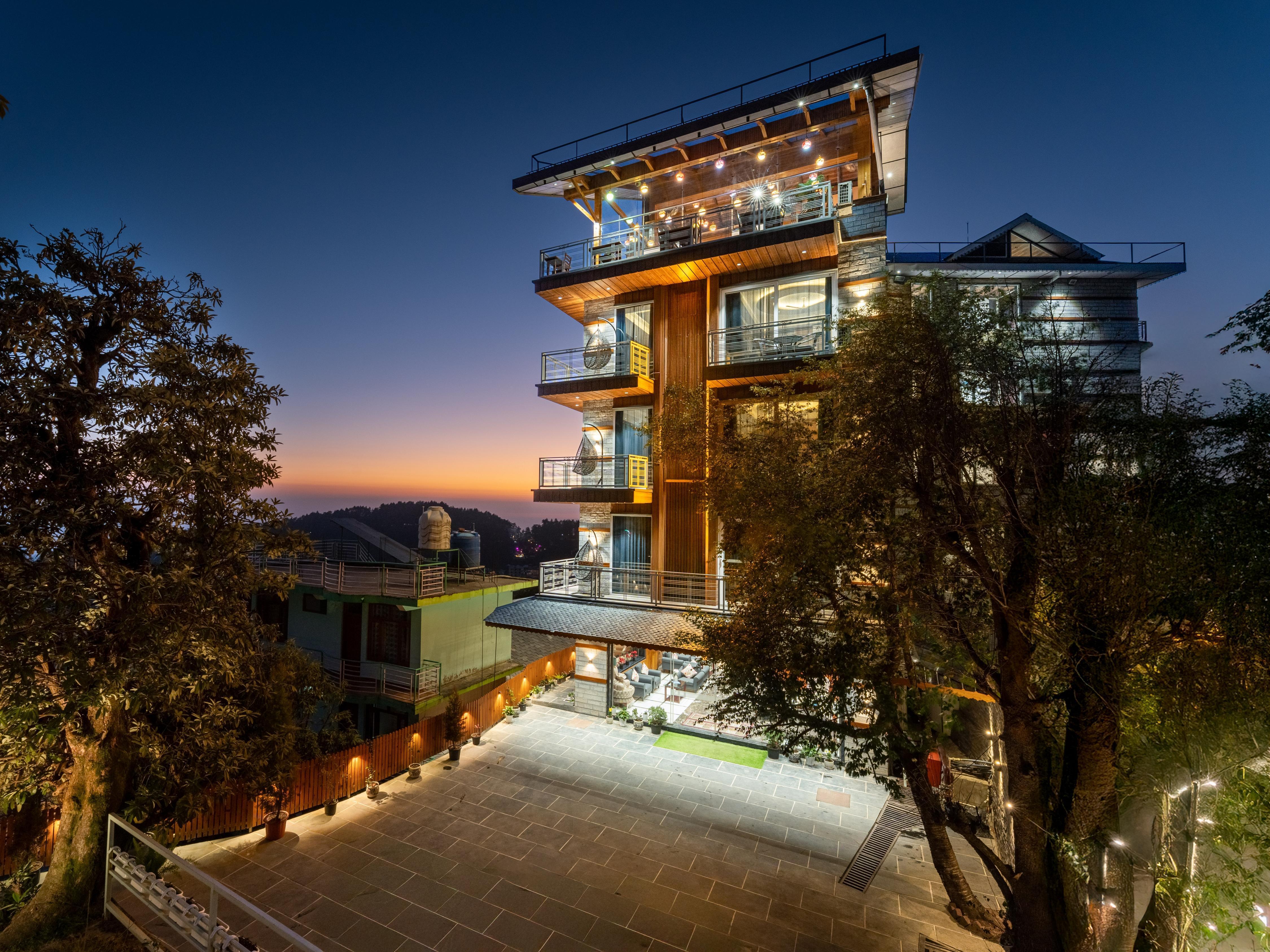 Moustache Select McLeodganj