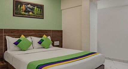 Treebo Atithi Inn Malad Room Type - Standard Room