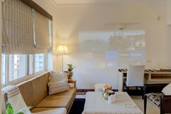 The Magenta Lavish Studio Apartment by Sojourn Stays