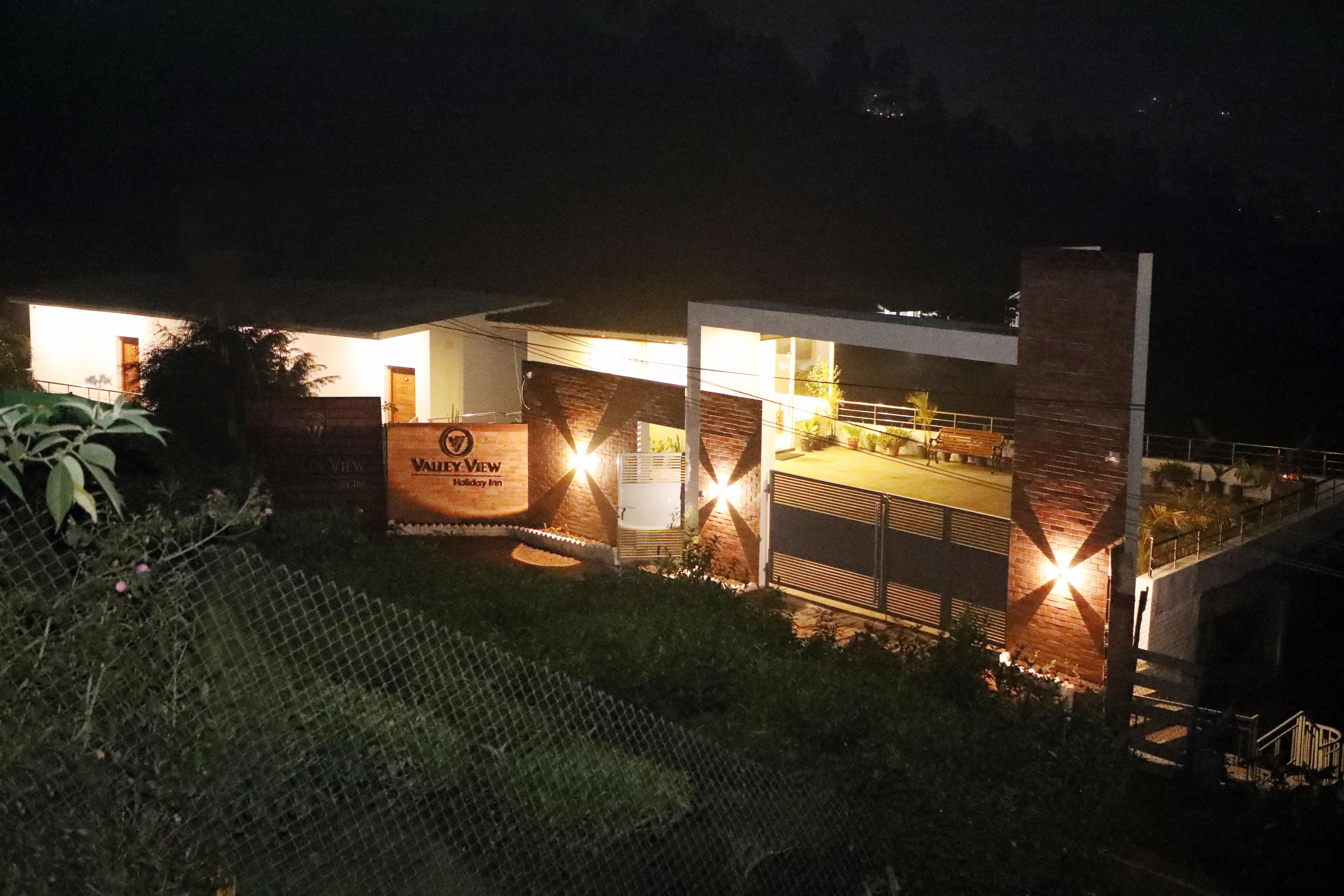 VALLEY VIEW Inn - Tap to explore photos