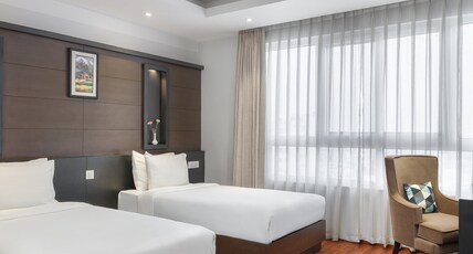 Hotel The Kingsbury Room Type - Deluxe Twin Room