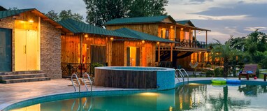 Pumpkin Hotels Corbett Tusk N Wood