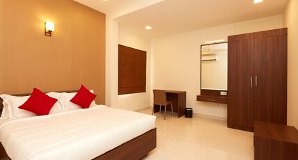 Kamar Residences And Banquets Room Type - Deluxe Room
