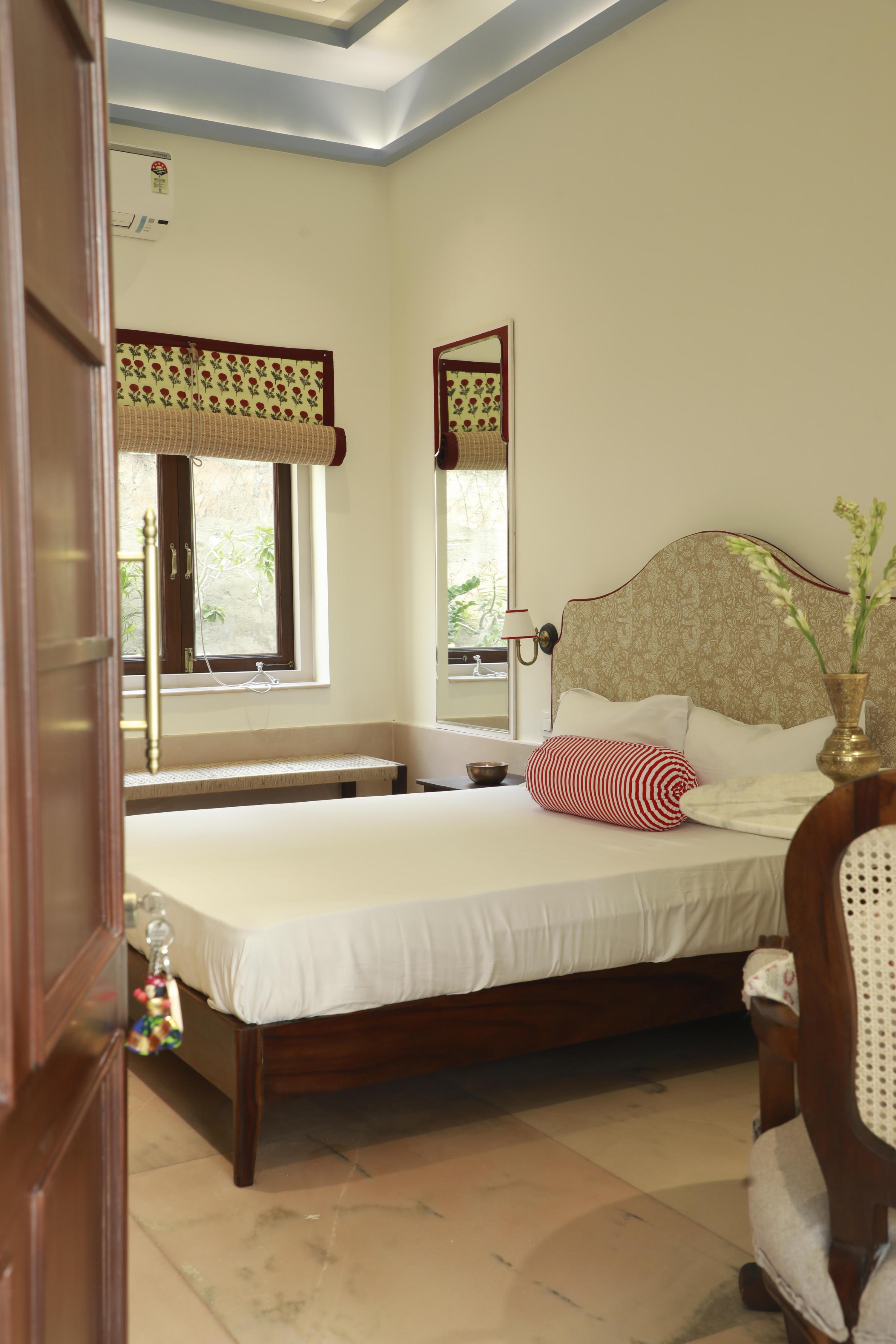 Kasumal Jaipur Room Type - Deluxe Room