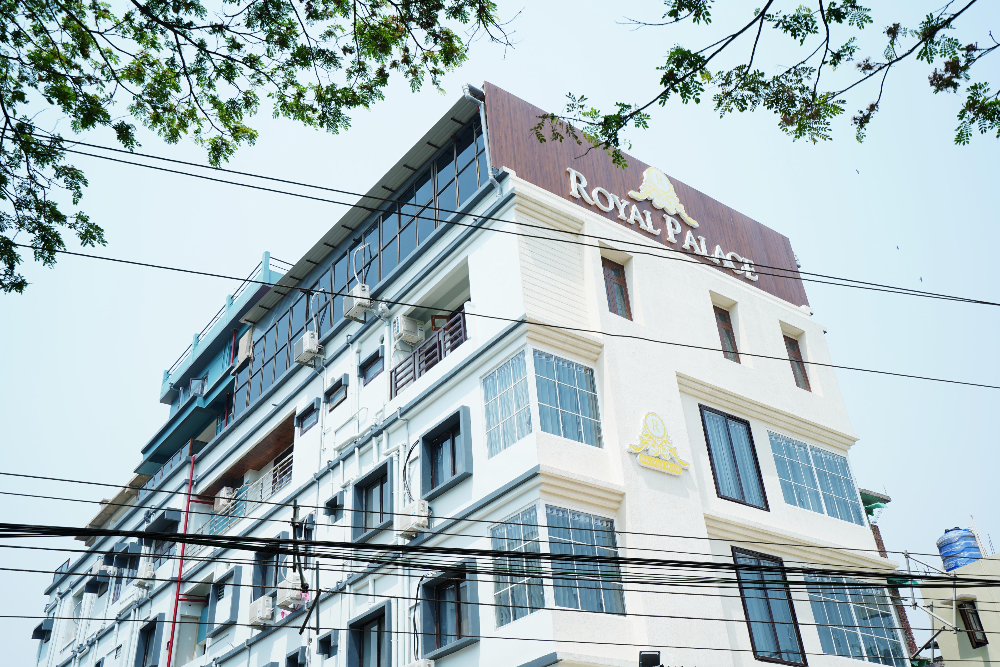 Hotel Royal Palace Guwahati - Tap to explore photos