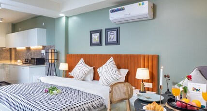 Maison 42 by One Tree Stays Room Type - Apricot with Kitchen @ Ground floor