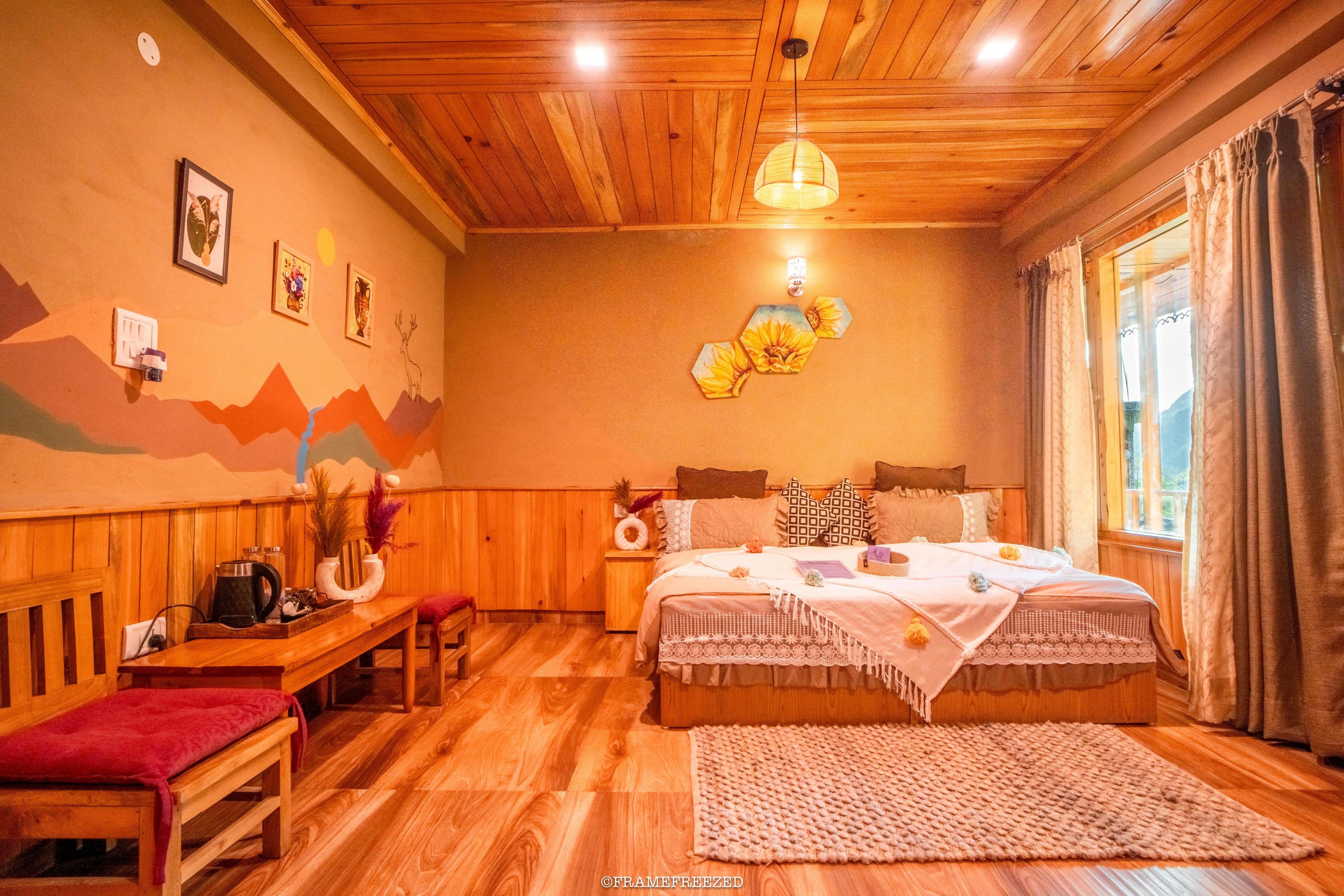 Khwaabgaah A Boutique Homestay - Tap to explore photos