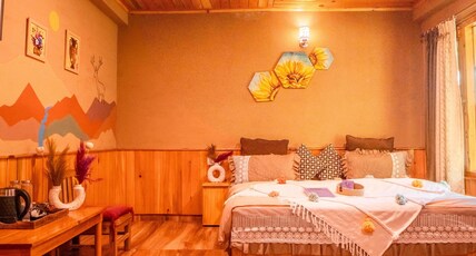Khwaabgaah  A Boutique Homestay Room Type - Super Deluxe Room With Mountain View