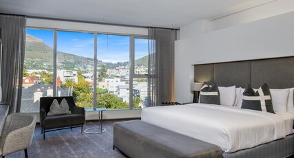 The Capital 15 on Orange Hotel & Spa Room Type - Exec Mountain View