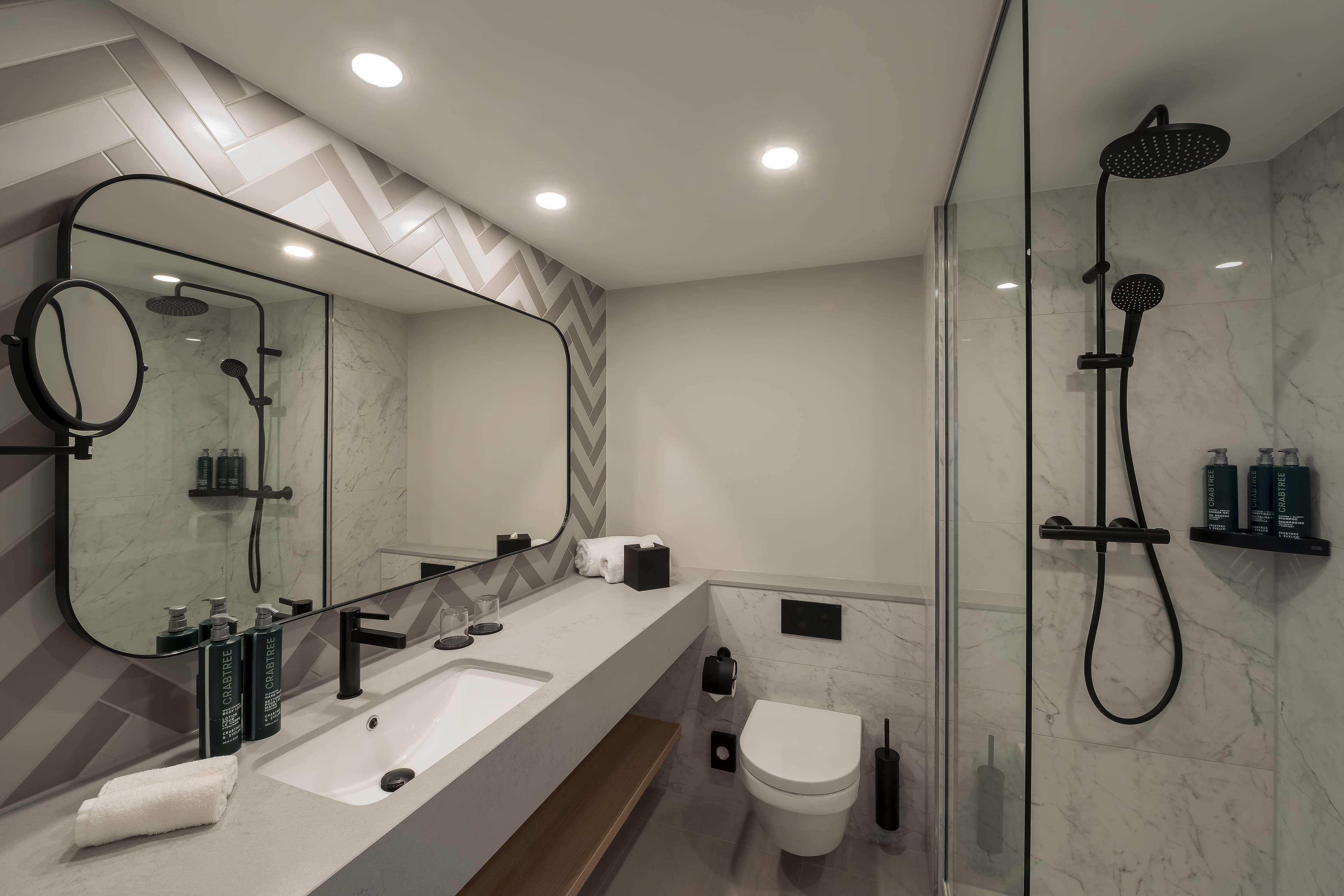 DoubleTree by Hilton Berlin Ku'damm Room Type - KING EXECUTIVE ROOM