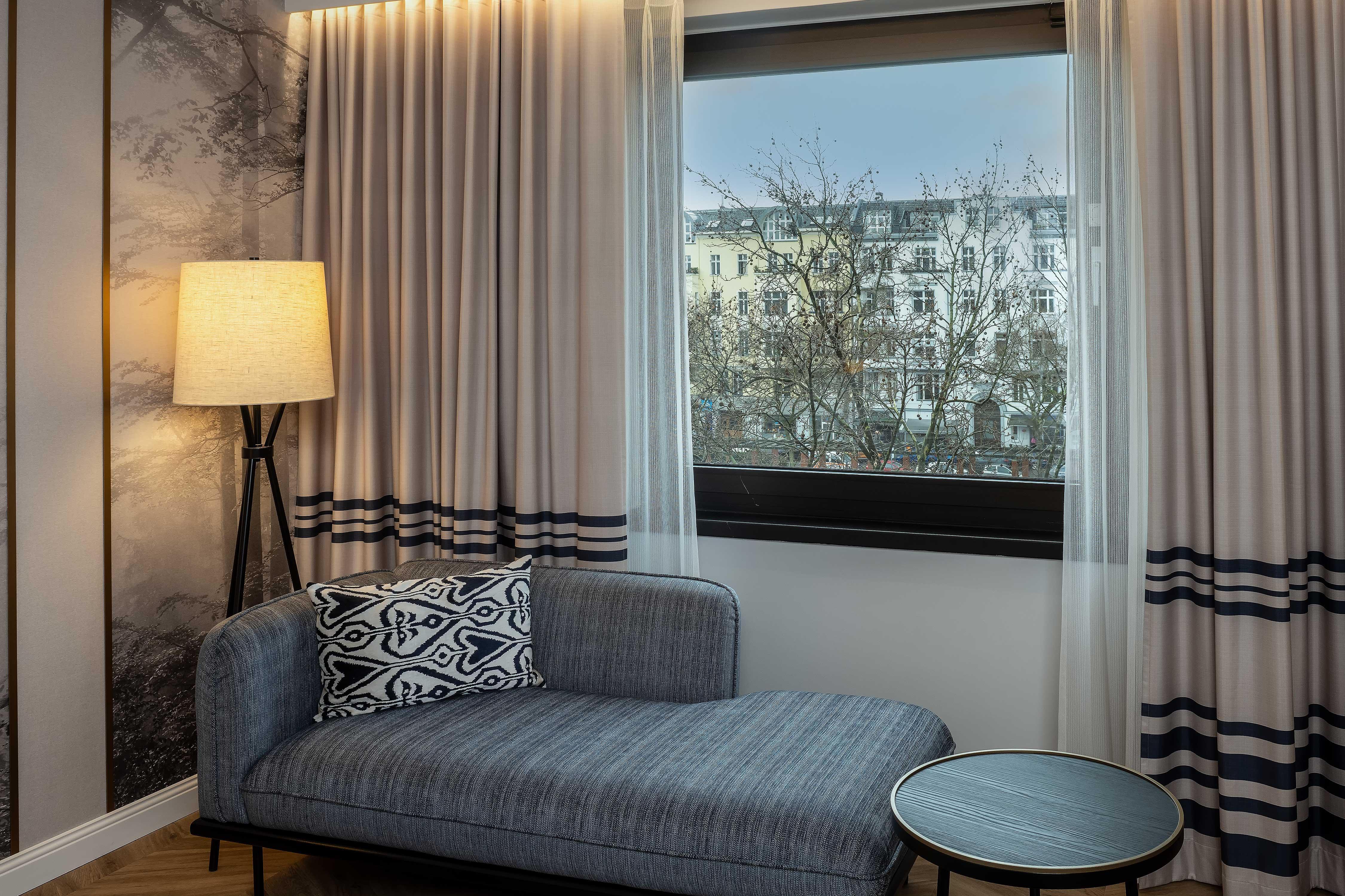 DoubleTree by Hilton Berlin Ku'damm Room Type - FAMILY CONNECTING ROOM DoubleTree by Hilton Berlin Ku'damm Room Type - FAMILY CONNECTING ROOM
