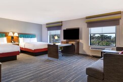 Hampton Inn & Suites by Hilton Marina