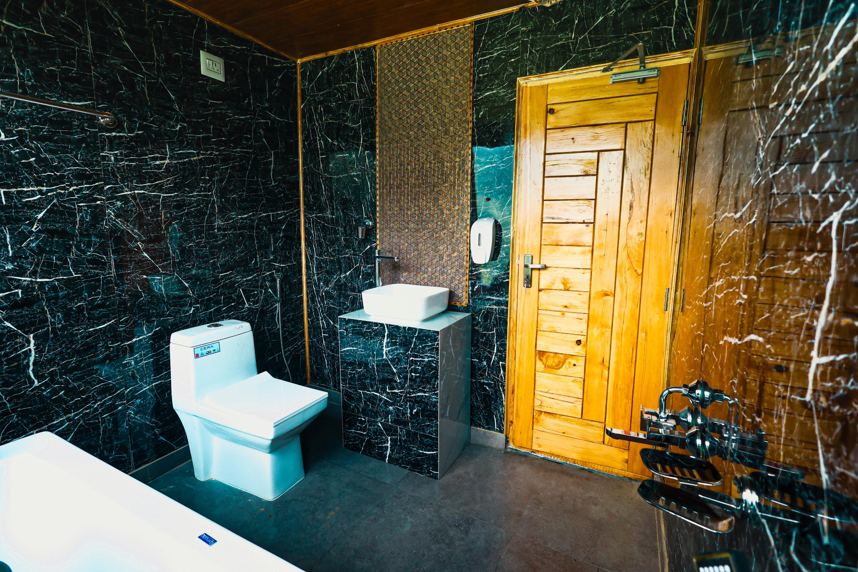 Kaivalya - Luxury retreat - Tap to explore photos