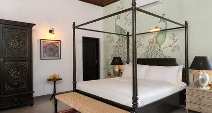 Jetwing Mahesa Bhawan Room Type - Peacock Room