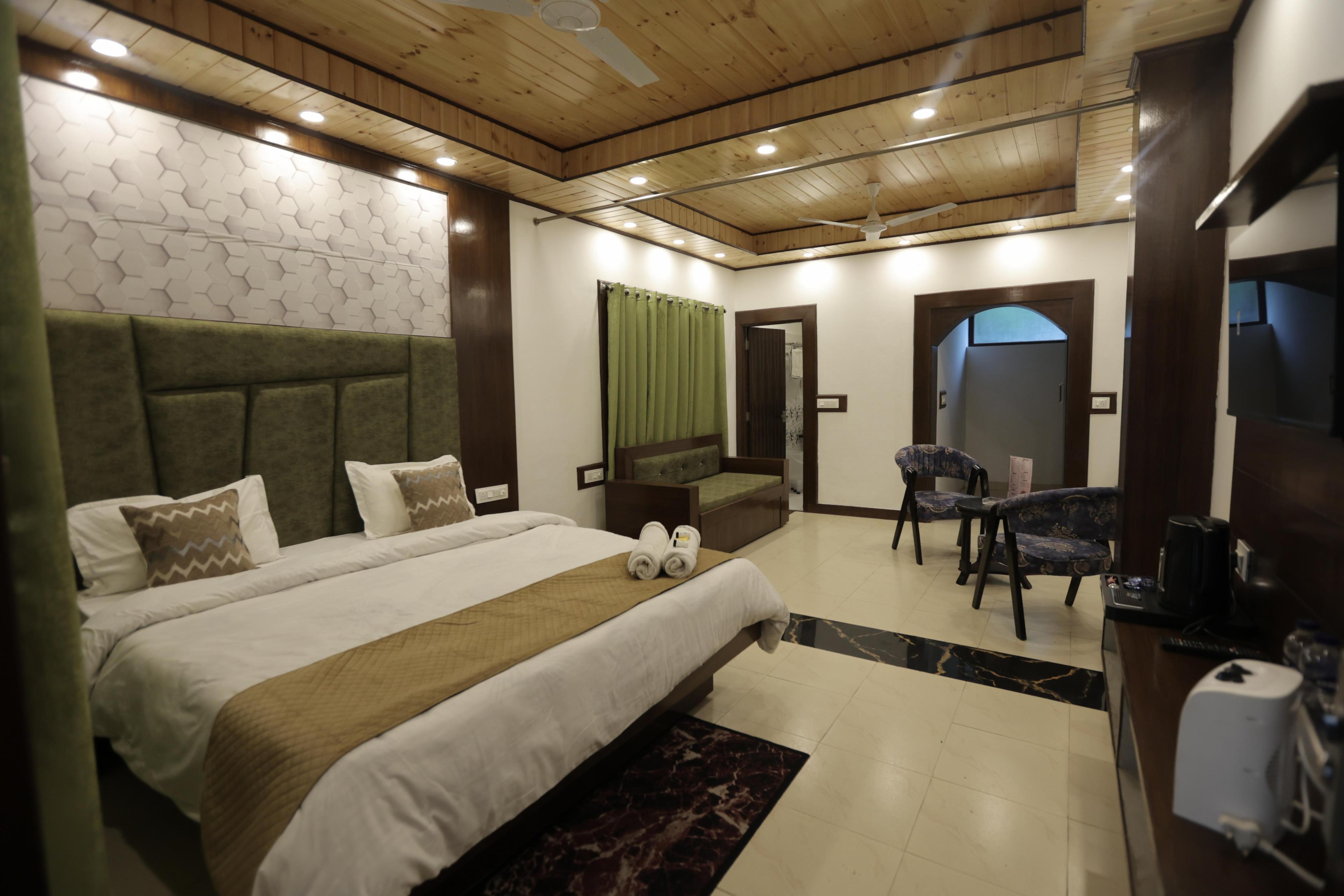 StudioZ Paradize Hills Room Type - Super Deluxe Family Suite