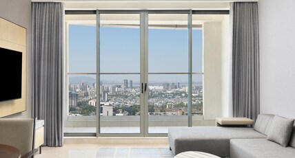 Le Meridien Navi Mumbai Room Type - Luxury 1 Bedroom Residence, 1 King Skyline View, Balcony Le Meridien Navi Mumbai Room Type - Luxury 1 Bedroom Residence, 1 King Skyline View, Balcony