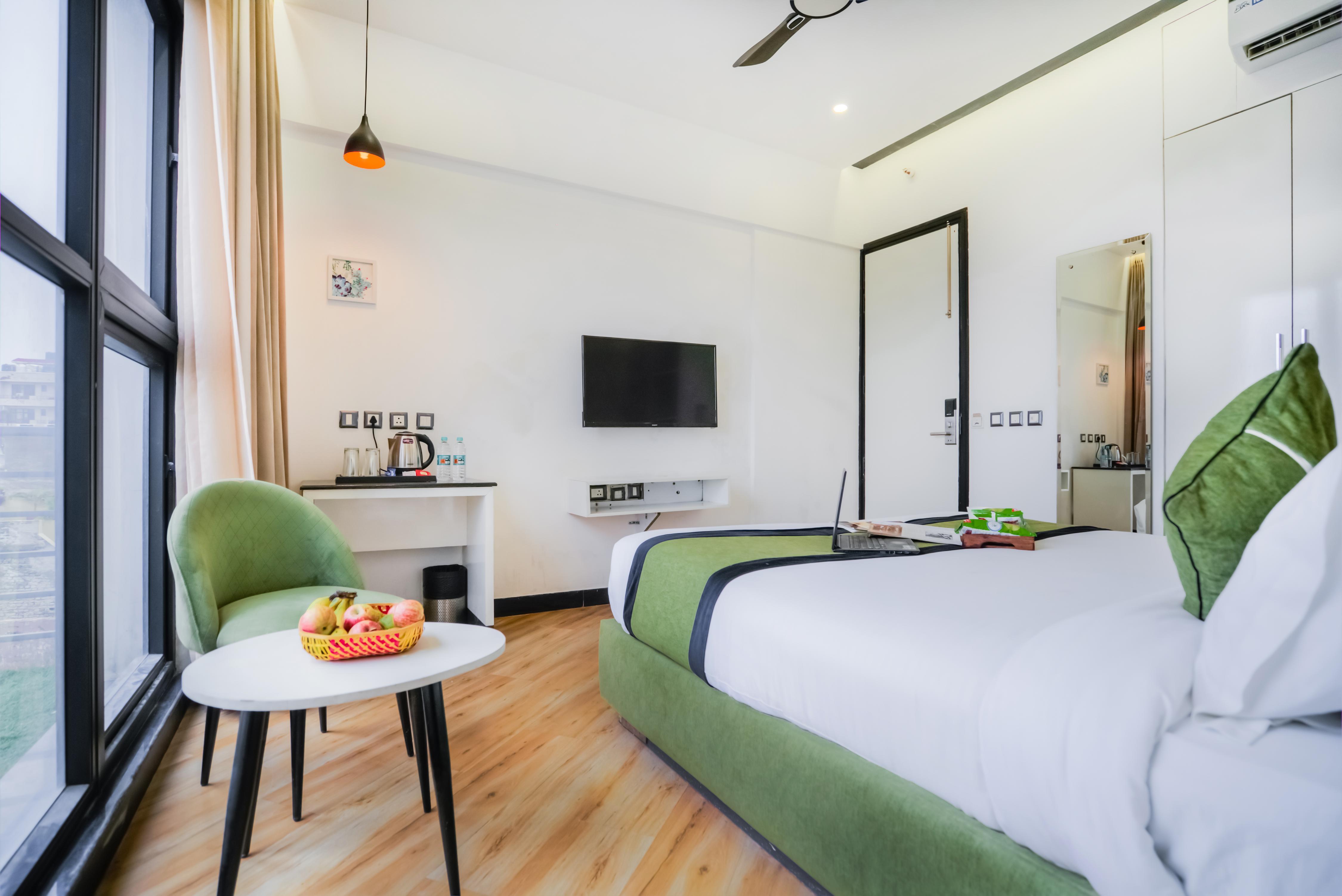 Hotel AK Continental Zirakpur - Chandigarh - Tap to explore photos