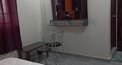 Star Light Home Stay and Restaurant Room Type - AC Bedroom 8