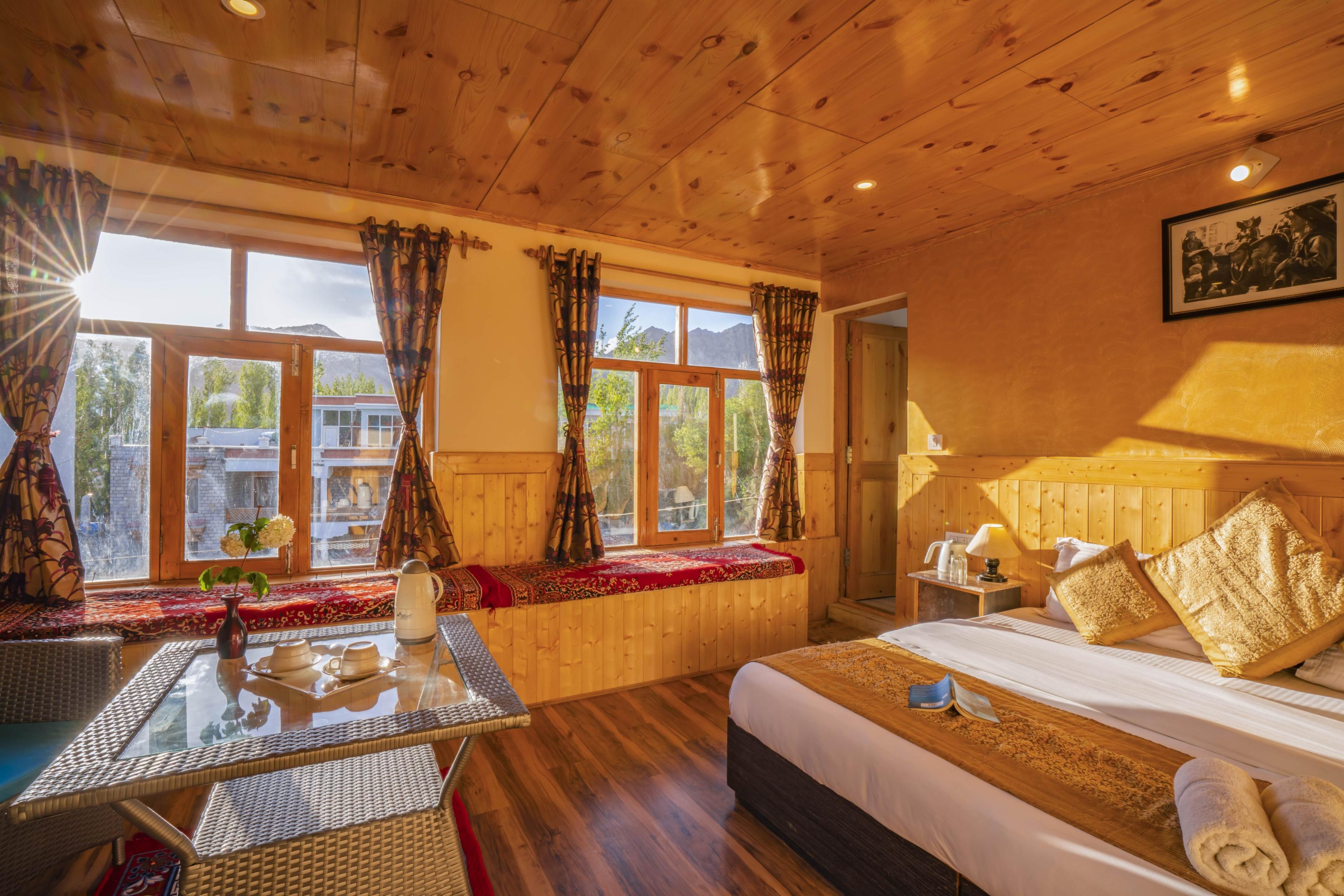 Rainbow Holiday Home Leh Room Type - Superior Deluxe Room
